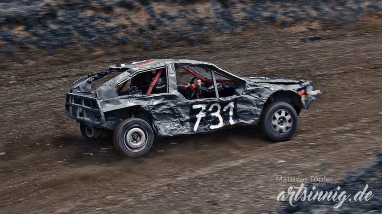 slow shutter speed motorsport stock car racing